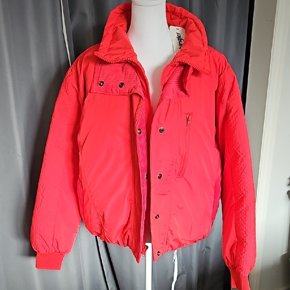 WRANGLER Red Puffer Jacket SMALL